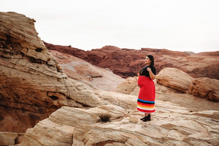 Samantha | Valley of Fire Maternity Session